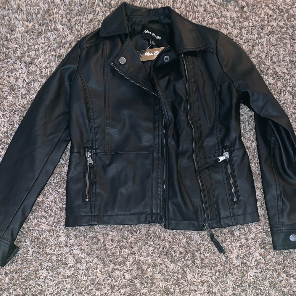 Leather jacket !